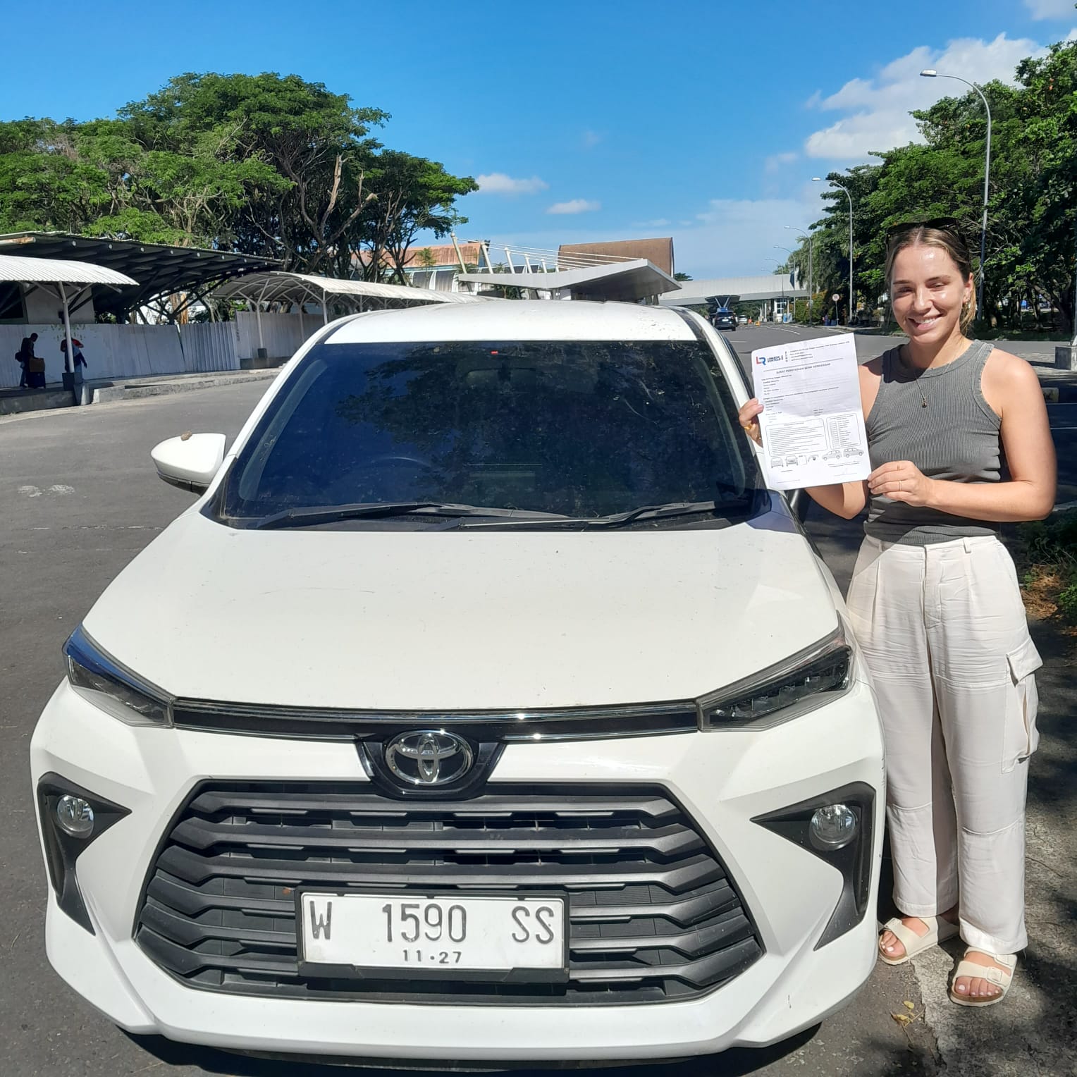 Sewa Mobil Lombok Avanza