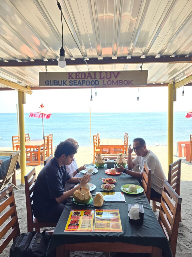 Sewa mobil di lombok dengan sopir