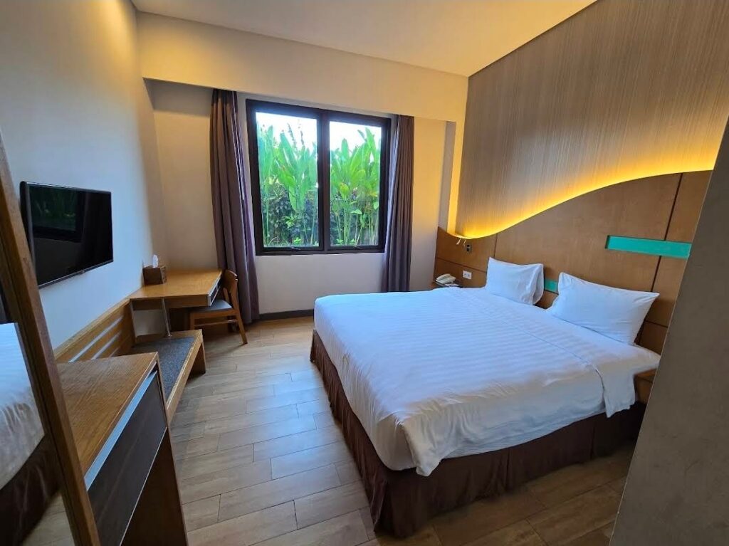 illira lite bandara lombok